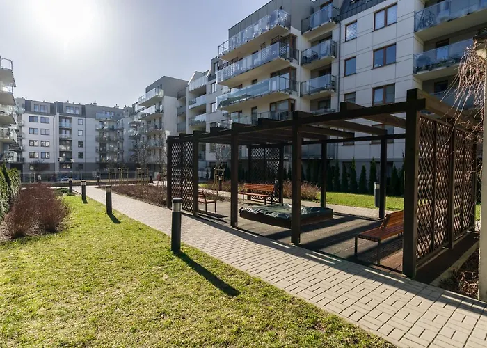 Apartments Poznan Czarnieckiego With Free Parking By Noclegi Renters